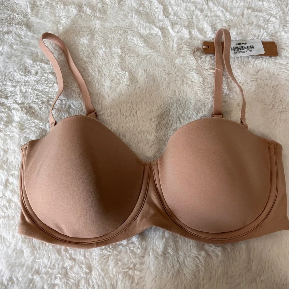 SKIMS ‎ Women's 34C Strapless Multiway Underwire Bra Nude Smooth Seamless NWT